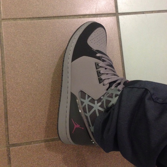 Jordan 1 flight 3s purple gray scheme brand new - Picture 1 of 4