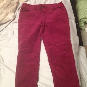 American Eagle size 6 Maroon corduroy jeans
