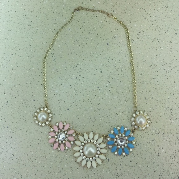 Flower statement necklace