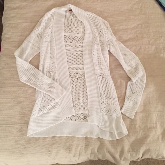 White knit sweater - Picture 1 of 1