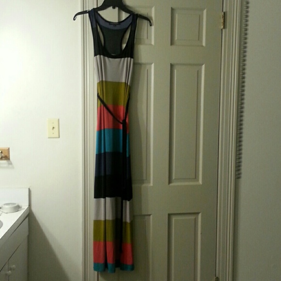 green envelope maxi dress XS swatch:the-metallic-gabriella-dress-dk-red-foil-606-26