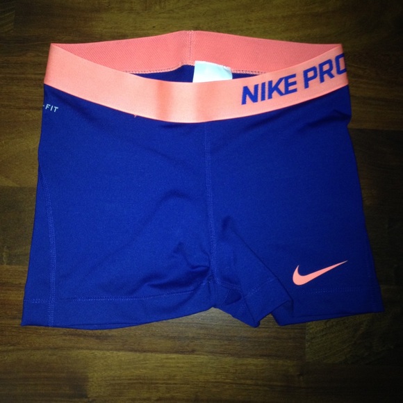 Nike Pants - Nike Pro spandex shorts NWOT