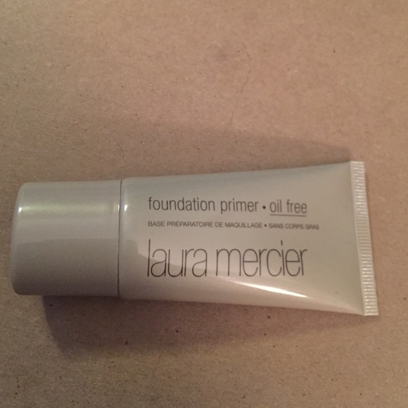 Laura mercier oil free foundation primer