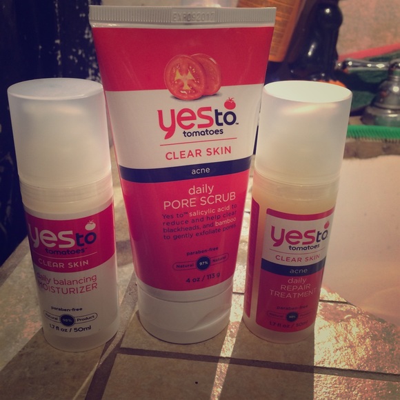 Yes to Tomatoes Acne Kit