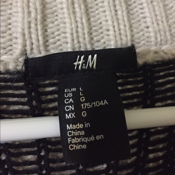 Moose H&M sweater - Picture 4 of 4
