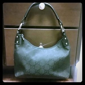 GORGEOUS! GUCCI GG BLACK CANVAS BAG