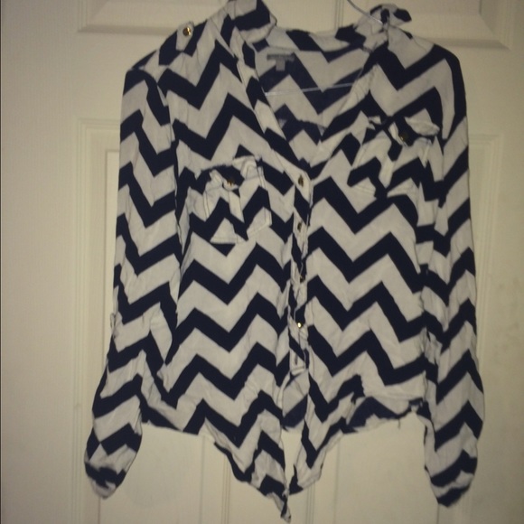 Charlotte Russe button up
