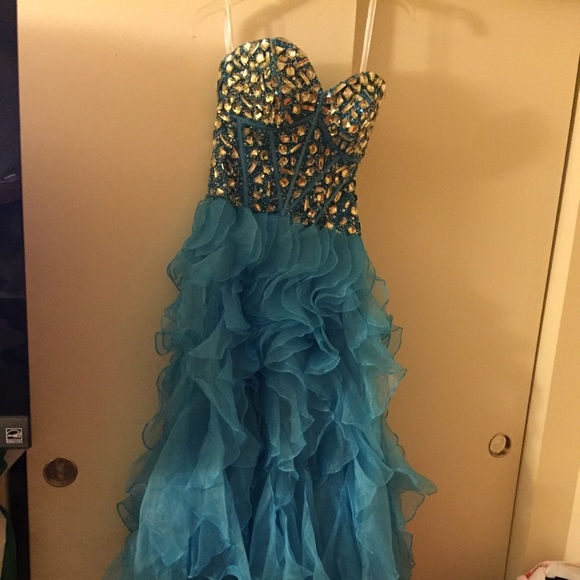 Dresses & Skirts - Sweet 16 dress.