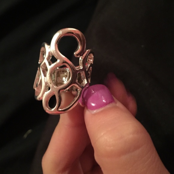 ring - Picture 2 of 2