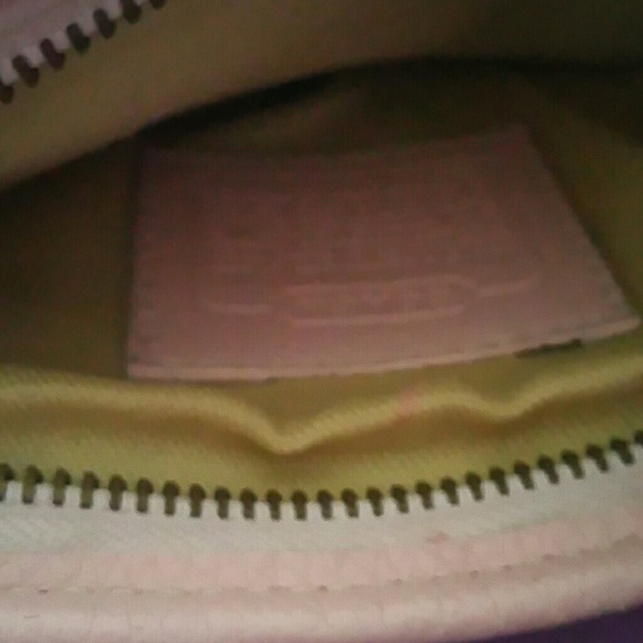 Coach - Picture 3 of 3