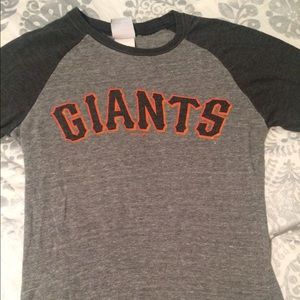 Quarter Sleeve Giants Tee