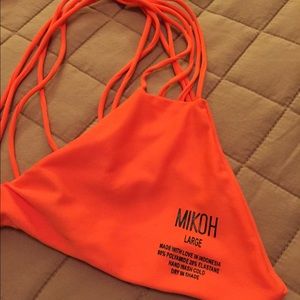 Mikoh top
