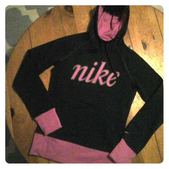 Nike therma-fit xs hoodie