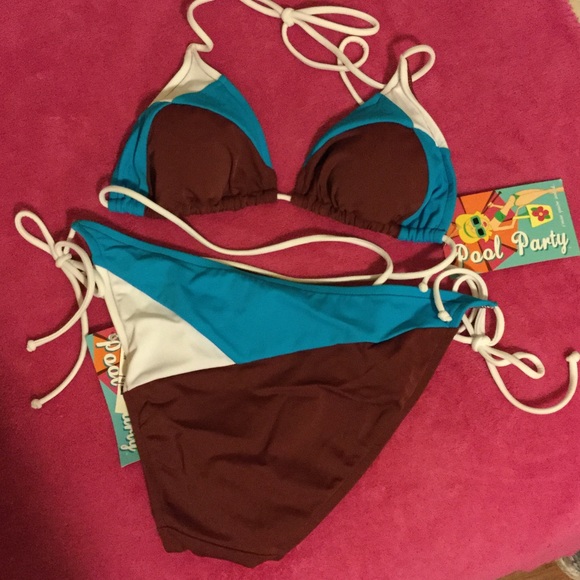 Bikini set! - Picture 2 of 2