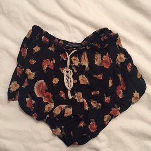Brandy melville shorts