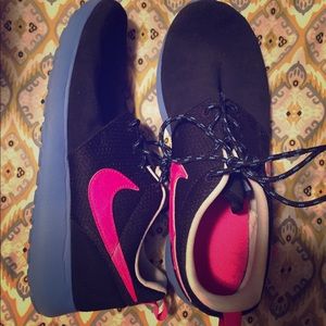Nike roshe run