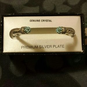Cute silver plated  turquoise  crystal bracelet