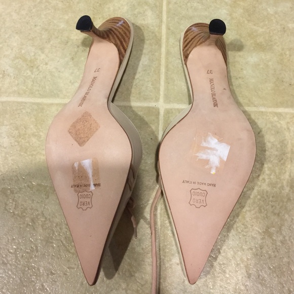 SOLD! Manolo Blahnik mule - Picture 2 of 4