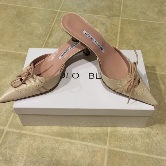 SOLD! Manolo Blahnik mule - Picture 4 of 4