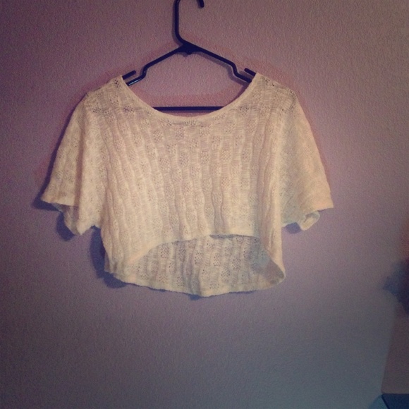 White knit crop top