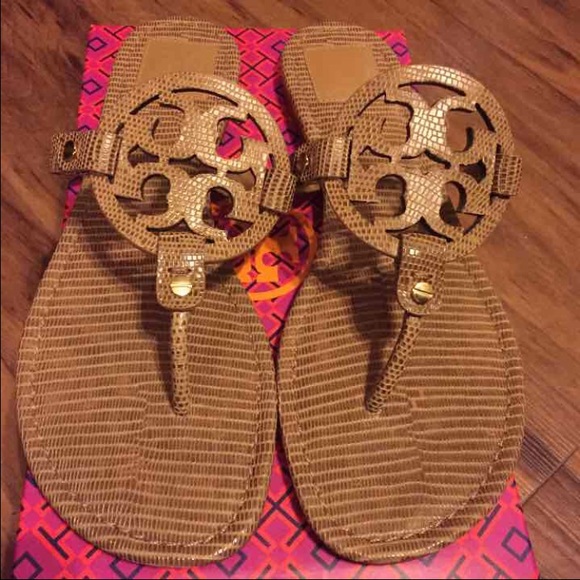 Tory Burch Millers Size 11
