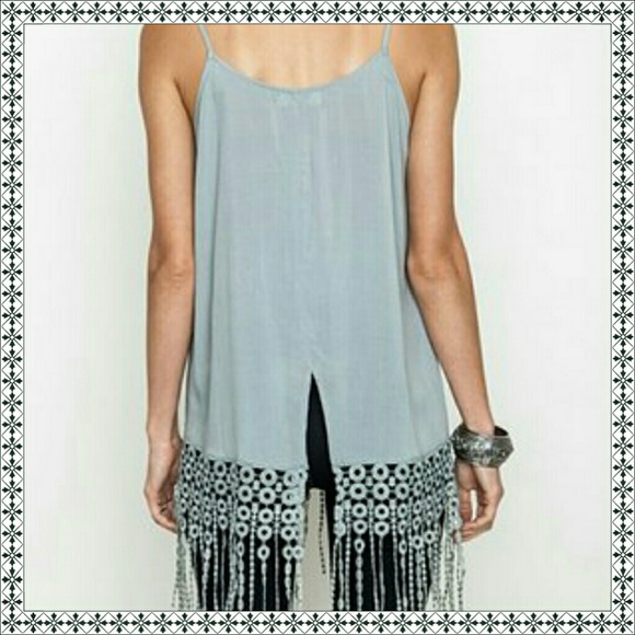 ๐ด๐HOST PICK๐๐ดFringe Tank - Picture 4 of 5