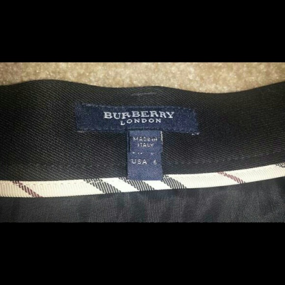 Burberry Button Down Skirt - Picture 4 of 4