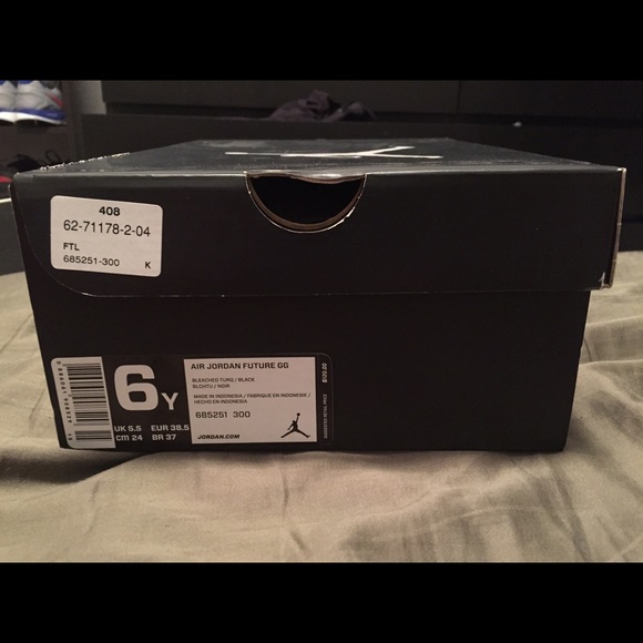 Jordan Future- turquoise