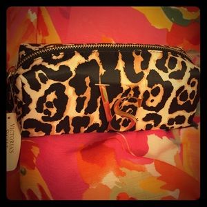 Victoria's Secret small make up bag brand new tags