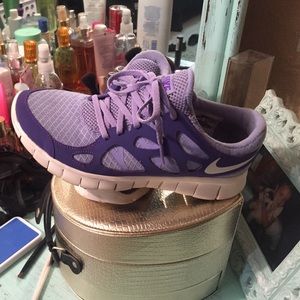 Size 7.5 purple Nike running sneakers 🌸