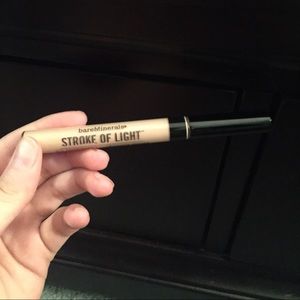 Bareminerals stroke of light concealer
