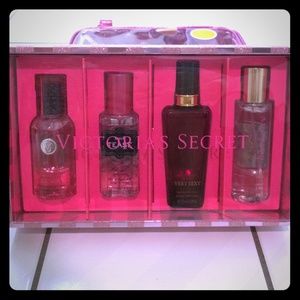 Victorias Secret 4 piece fragrance set