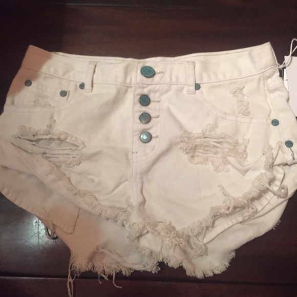 One Teaspoon "Bandits" in the color White