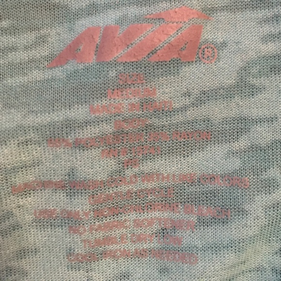 Workout Tank - Picture 4 of 4