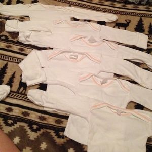 Newborn size 1 onsesie T-shirts