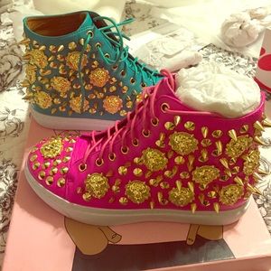 Jeffrey Campbell Adams Lion