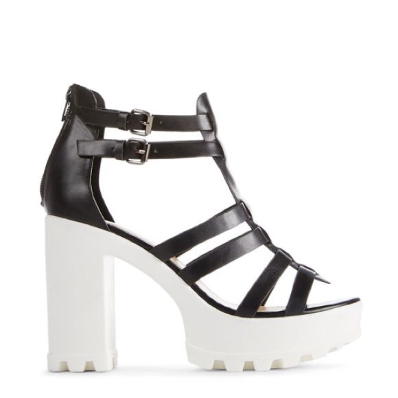 Chunky platform heels - Picture 1 of 4
