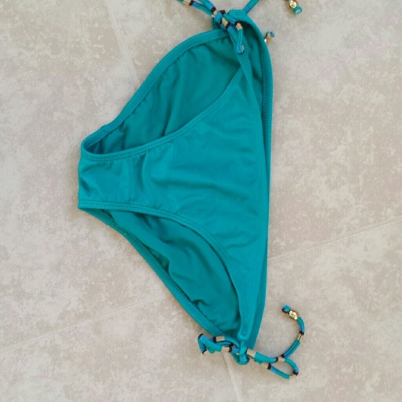 Turquoise bikini set - Picture 3 of 3