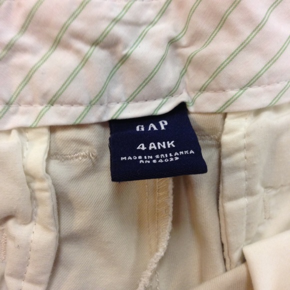 Gap capris - Picture 2 of 3