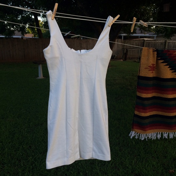 White knit dress - Picture 3 of 4