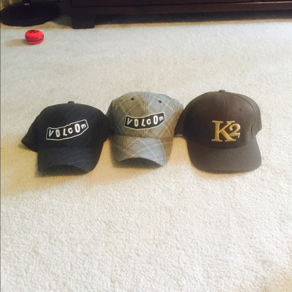 Multiple hats - Picture 2 of 4