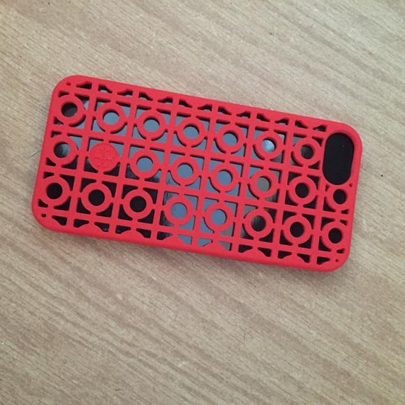 Tory Burch Accessories - Tory Burch iPhone 5/5s case