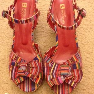 Multicolored fabric wedges
