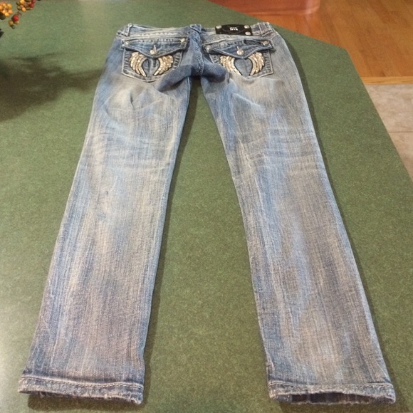 Miss Me Jeans - Picture 2 of 4