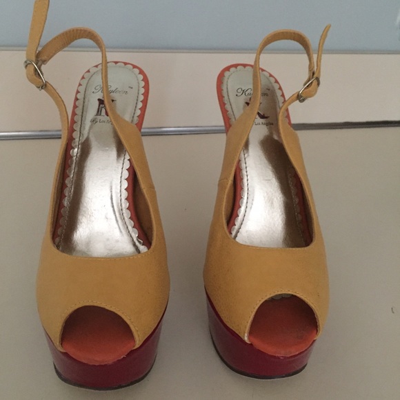 Funky Pumps! - Picture 2 of 4