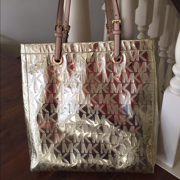 Authentic Mettalic Gold MK tote!
