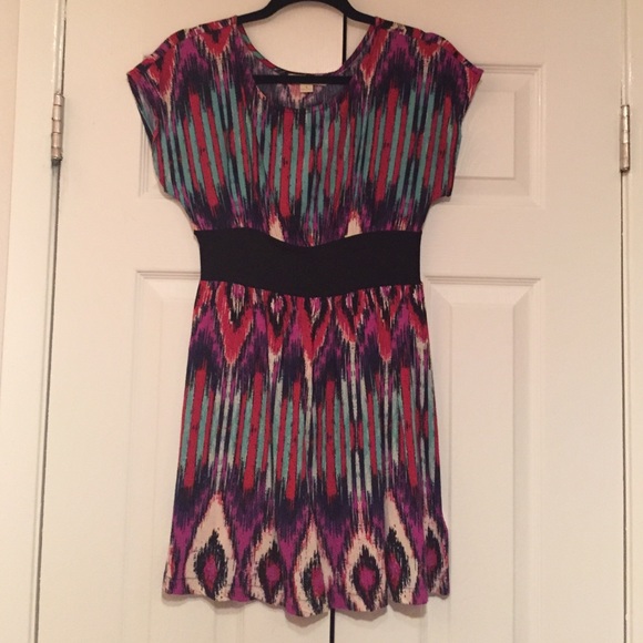 Forever 21 Tribal Dress, Sz small, GUC - Picture 1 of 3