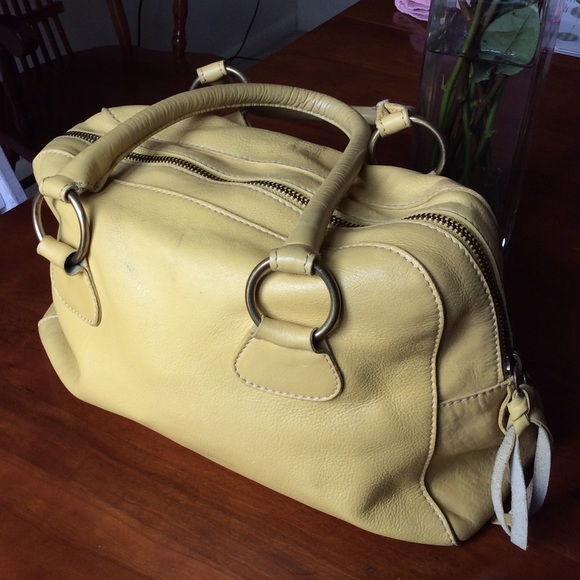 SOLD Lovely yellow leather handbag from Boden - Picture 2 of 4