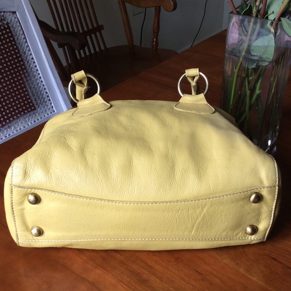 SOLD Lovely yellow leather handbag from Boden - Picture 3 of 4