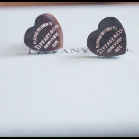 Tiffany & co. Earrings.